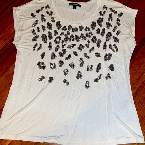 Inc international concept short sleeve blouse Size L with glitter cheetah - Picture 1 of 4
